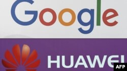 Foto kombinasi logo Google dan Huawei, 19 Mei 2019.
