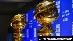 Replika penghargaan Golden Globe (foto: ilustrasi). 