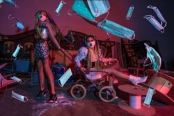 Foto bertajuk #HateisaVirus karya fotografer Indonesia, Reinhardt Kenneth di Los Angeles (dok: Reinhardt Kenneth)