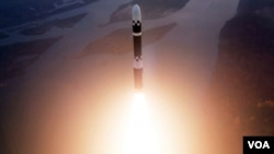 북한 조선중앙통신은 2024년 11월 1일 비공개 장소에서 신형 대륙간탄도미사일(ICBM) 화성-19형을 시험발사했다며 사진을 공개했다. (사진출처: 조선중앙통신)