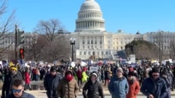 Protest građana u Vašingtonu protiv poteza Trampove administracije