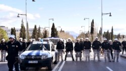 Crnogorska policija raspoređena u blizini zgrade parlamenta u Podgorici