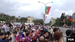 参加庆典的海外华侨（美国之音许波拍摄）