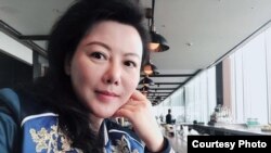 资料照:中国文化企业家、出版人耿潇男 (耿潇男微博图片)