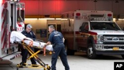 Ekipe hitne pomoći u Njujorku