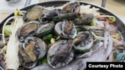 鲍鱼在许多地方被视为珍馐