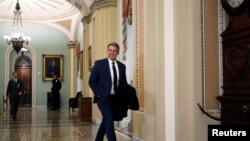 Mantan Senator Arizona Jeff Flake. (Foto: dok). 