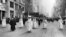 1915年20,000名妇女投票权支持者在纽约第五大道游行