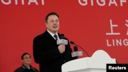 资料照：马斯克在上海出席特斯拉上海超级工厂奠基典礼。（2019年1月7日）