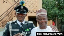 Marigayi ASP Shu'aibu Sani Malunfashi Da Mahaifinsa Sani Malumfashi Wakilin Muryar Amurka