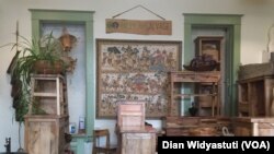 Toko furnitur Tropical Salvage di Portland.