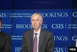 睿哲，布鲁金斯学会东亚政策中心主任 (美国之音钟辰芳拍摄)
