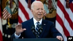លោកប្រធានាធិបតី Joe Biden ថ្លែងនៅក្នុងសួន Rose Garden នៃសេតវិមានក្នុងទីក្រុង Washington ថ្ងៃព្រហស្បតិ៍ ទី 7 ខែវិច្ឆិកា ឆ្នាំ 2024។