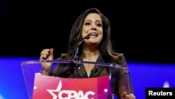 Elis Stefanik govori na Konferenciji konzervativne političke akcije, 4. marta 2023. godine.