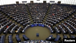 Parlemen Eropa di Strasbourg, Perancis membahas langkah-langkah untuk mengatasi perubahan iklim (foto: dok). 