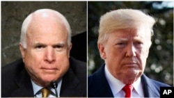 Dari kiri, mendiang Senator John McCain dari Arizona dan Presiden Donald Trump