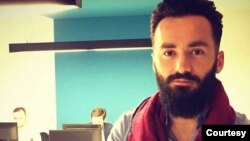 Novinar Škumbin Kajtazi već dva puta je meta napada ove godine. (Foto: Fejsbuk)