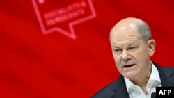 Kanselir Jerman, Olaf Scholz, menghadiri kongres pemilu Partai Sosialis Eropa (PES) menjelang pemilu Eropa 2024 mendatang, pada 2 Maret 2024 di Roma. (Foto: AFP)