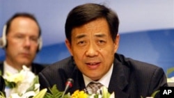 图为担任中国商务部长时的薄熙来资料照