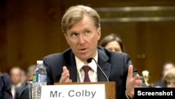 엘브리지 콜비 미 국방부 정책차관 지명자가 2025년 3월 4일 상원 군사위원회 인준청문회에 출석해 발언하고 있다. (사진출처=상원군사위 웹사이트)