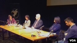 Tribina "Kraj Haškog tribunala": Nemanja Stjepanović (desno), Dženana Karup Druško, Ivo Josipović i Florens Artman. (Foto: Veljko Popović, Glas Amerike)