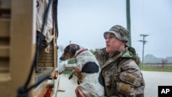 新西兰国防军人参加洪水救援（2021年5月30日）