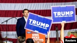 Guverner Floride Ron Desantis obraća se pristalicama bivšeg predsjednika Donalda Trampa na mitingu u Ajovi (Foto: Joseph Cress/USA Today Network via REUTERS)