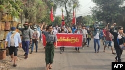 မန္တလေးမြို့မှာ ပြုလုပ်တဲ့ စစ်အာဏာသိမ်းမှု ဆန့်ကျင် ဆန္ဒပြပွဲ။ (ဧပြီ ၁၀၊ ၂၀၂၁)