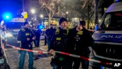 독일 경찰이 21일 사건 현장을 지키고 있다. 