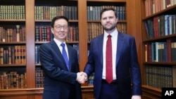 特朗普就职典礼前，已经抵达华盛顿的中国国家副主席韩正与当选副总统J.D.万斯会晤。