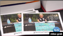 Kartu pos Ellen Jovin dalam mempromosikan program "Grammar Table" di New York. (Foto: VOA/videograb)