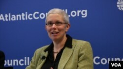 人权观察中国项目主任苏菲.理查森 ( 美国之音钟辰芳)