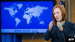 Phát ngôn viên Hoa Kỳ Jen Psaki nói rằng các biện pháp chế tài của Mỹ sẽ tiếp diễn chừng nào mà cuộc chiếm đóng Crimea còn tiếp tục