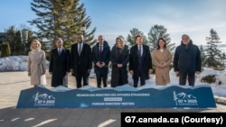 미국과 캐나다, 프랑스, 독일, 이탈리아, 일본, 영국 등 주요7개국(G7) 외교장관과 유럽연합(EU) 외교안보 고위대표가 2025년 3월 14일 캐나다 샤를부아에서 열린 G7 외교장관 회의에서 기념촬영을 했다. (출처 : G7)