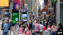 资料图片：美国纽约时报广场。（2021年7月13日）