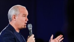 Erin O Tul, glavni protivnik Trudoa i lider konzervativaca