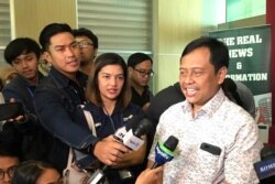 Kepala Biro Komunikasi Kemendikbud, Ade Erlangga Mardiana, dalam gelar wicara di Jakarta, Sabtu, 14 Desember 2019. (Foto: VOA/Rio Tuasikal)