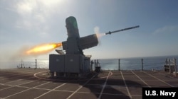 “蒙哥马利号”濒海战舰(USS Montgomery)2019年4月举行导弹发射操演（美国海军）