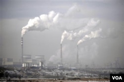 Rencana penjualan karbon untuk mendorong sektor industri mengurangi emisi gas kaca, menjadi isu utama dalam pemilut terakhir di Australia.