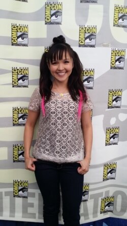 Tania Gunadi saat berada di ajang Comic-Con untuk mempromosikan video game yang ikut ia suarakan (dok: Tania Gunadi)