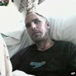 伍德罗夫在医院接受治疗