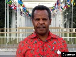 Direktur YKKM Papua, Theo Hesegem. (Foto: Courtesy/Dok Pribadi)