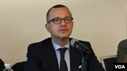 韩儒伯， 美台商业协会会长 (美国之音钟辰芳拍摄)