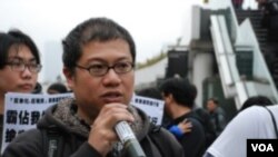 北区水货客关注组发言人梁金城 (美国之音特约记者 汤惠芸拍摄)