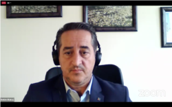 Bekim Blakaj iz Fonda za humanitarno pravo Kosova tokom predstavljanja godišnjeg izveštaja FHP o suđenjima za ratne zločine, preko Zoom aplikacije, 14. maja 2021. (Foto: Skrinšot)