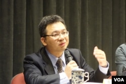 台湾国家发展委员会产业发展处处长詹方冠 (美国之音张佩芝 拍摄）