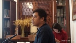 Juru bicara Gerakan Bersihkan Indonesia Pius Ginting. (Foto: VOA/Sasmito)