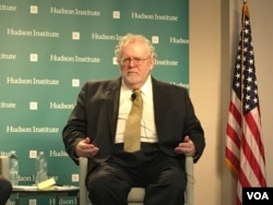 哈德逊研究所杰出研究员沃尔特·米德(美国之音钟辰芳拍摄)