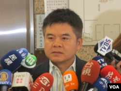 台湾在野党民进党立委莊瑞雄(美国之音张永泰拍摄)