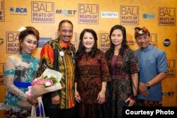 (ki-ka) Nanik Wenten, Menteri Pariwisata Arief Yahya, Julia Gouw, Livi Zheng, I Nyoman Wenten (dok: Livi Zheng)